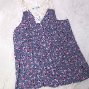 NWT Maurice’s crochet trim floral tank top